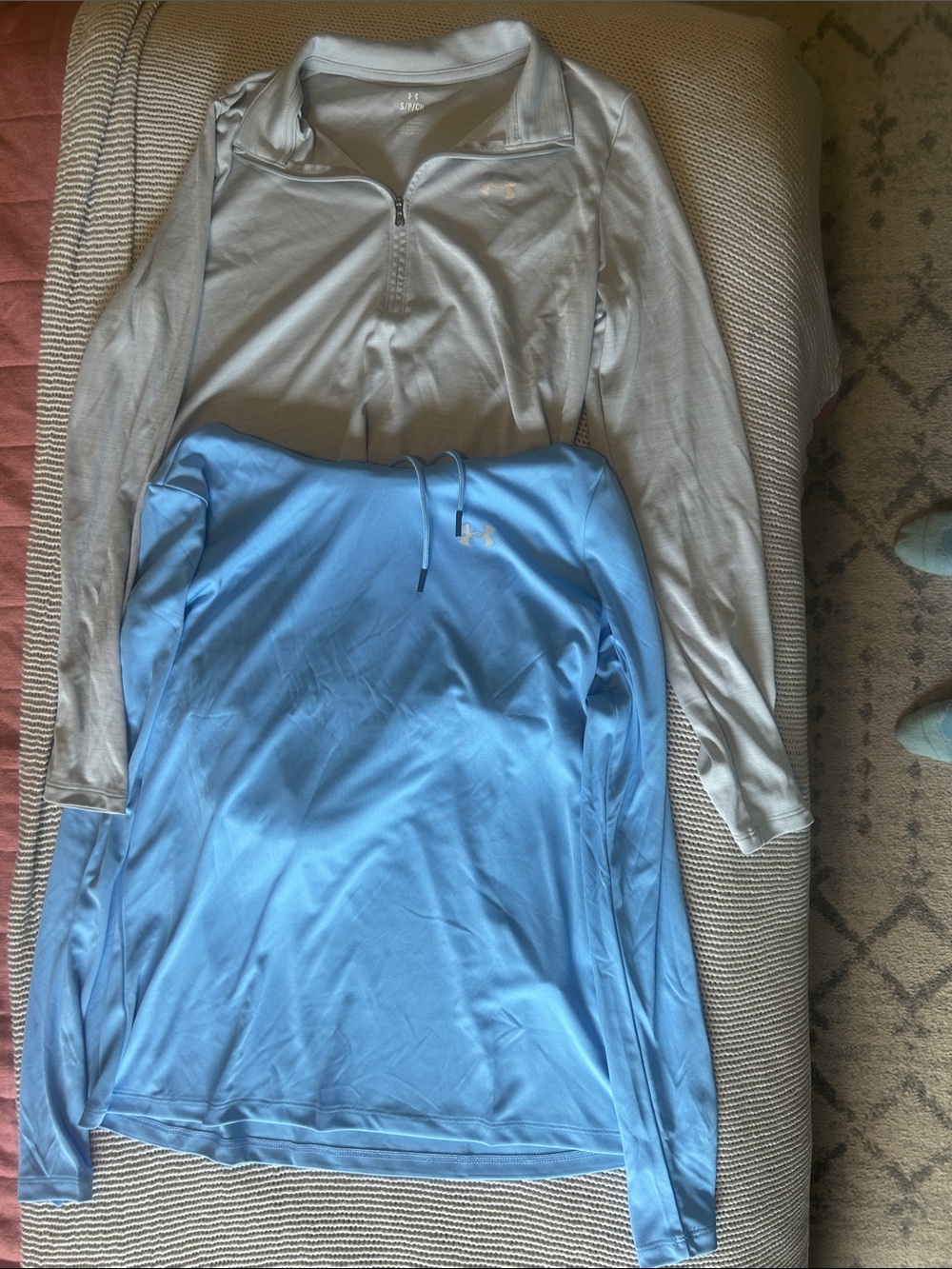 NWT Under Armour Women’s Lightweight Long Sleeve Set